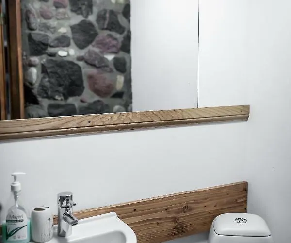 Erlendi Kodumajutus Будинок відпочинку Пярну